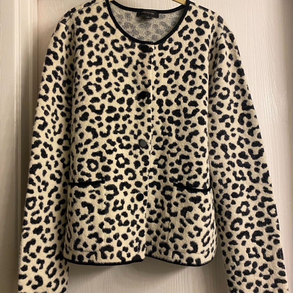 Ann Taylor Black and Cream Leopard Print Jacket